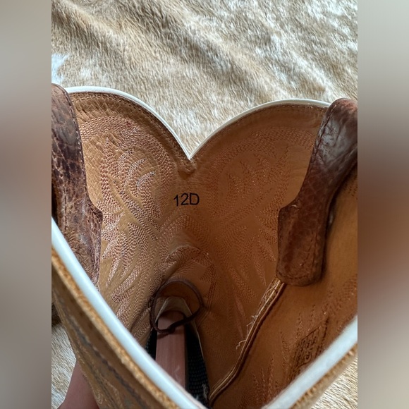 Ariat boots - Picture 2 of 2